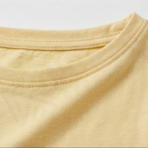 Camiseta de Mujer Personalizada de Alta Calidad, Corte Ajustado, Bordada, con Cuello Redondo y Diseño Estampado para Ropa Casual de Verano - Product Image 4