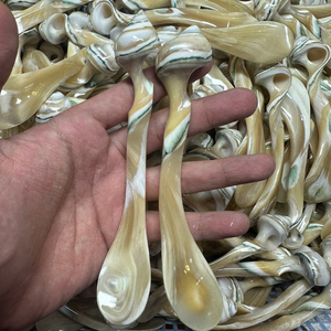 Cuillère en nacre faite à la main pour restaurant Cuillères à caviar écologiques pour la présentation des aliments gastronomiques - Product Image 5