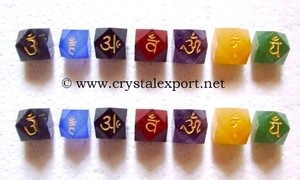 Vente en gros Sept Chakras Gravé Pyramide Agate Cristal Gemme Reiki Guérison Set Enhanced Feng Shui Semi-Précieux Pierre Artisanat - Product Image 6