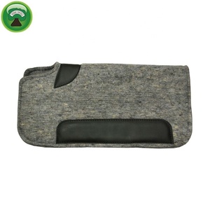 Gray Felt Fiber Blend Western Horse Saddle Pad - Product Image 1