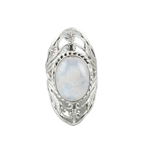 Bague en argent sterling 925 avec pierre de lune arc-en-ciel, design floral vintage en filigrane, forme ovale, longue, style bohème, faite à la main - Product Image 1