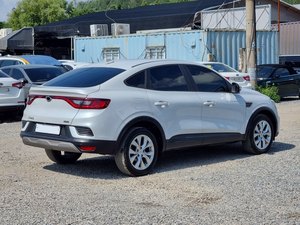 SUV d'occasion XM3 Arkana 2021 blanc, 4 portes, crossover, essence, véhicule d'occasion, voiture coréenne d'occasion - Product Image 2