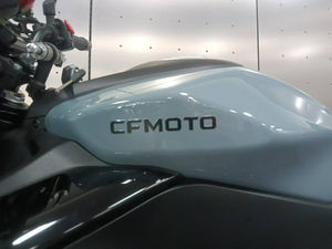 ¡OFERTA ESPECIAL! Nueva motocicleta de calle CFMOTO 675NK 2026 lista para enviar - Product Image 5