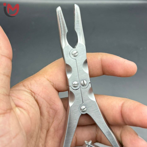 Pinzas Quirúrgicas Beyer Curvas de 18 cm y 4.0 mm, Instrumento Manual Clase I para Uso en Operaciones Quirúrgicas - Product Image 3