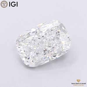 Bague de Mariage Classique Élégante en Forme de Coussin avec Diamant de Laboratoire CVD Certifié IGI 4,50 Carats Couleur E Pureté VS1 - Product Image 1
