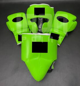 Set de Boxeo Personalizable de Alta Calidad, Protector de Cabeza y Mejillas, Cuero Vacuno 100% Genuino, Acolchado de 4 Capas, Cierre con Cordones - Product Image 5