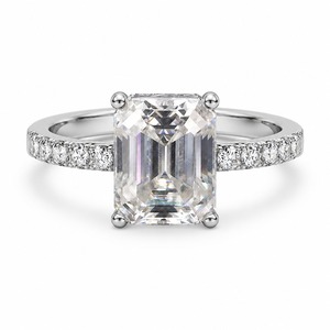 Anillo de compromiso de diamantes con corte esmeralda para mujer, plata 925, chapado en rodio, engaste de garras, estilo clásico, certificado IGI - Product Image 1