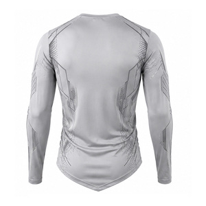 T-shirt de compression pour homme, vêtements de sport personnalisés, vêtements de sport pour la salle de sport, entraînement, séchage rapide, respirant, extensible, fitness, automne, imprimé, OEM - Product Image 4