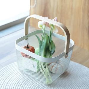 Paniers de rangement robustes en fil d'acier et bois massif pour cuisine, placard, garde-manger et rangement domestique - Product Image 1