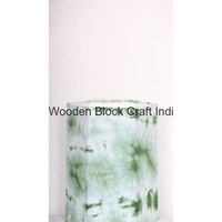 Poubelle décorative ouverte faite à la main en carton PP imprimé au bloc, avec enveloppe en tissu 100 % coton.