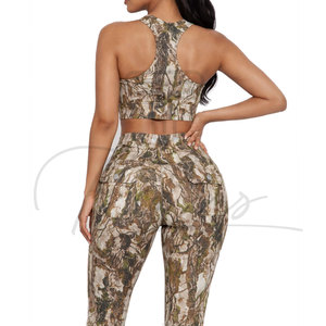 Conjunto de Yoga de 4 Piezas para Mujer al por Mayor, Estampado de Camuflaje, Logotipo Personalizado, Ropa Deportiva Ligera de Spandex/Nylon, Top de Manga Larga, Shorts y Pantalones Cortos - Product Image 6