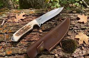 Cuchillo de Caza Hecho a Mano de Grado Industrial con Mango de Cuerno de Ciervo, Hoja Fija de Acero con Alto Contenido de Carbono, Punta Caída, Táctico, para Supervivencia al Aire Libre - Product Image 5