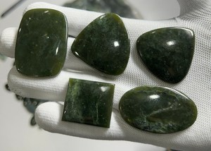 Fabricant Grossiste de Pierres Précieuses en Néphrite Verte pour Fournisseur en Gros et Revendeur – Qualité Commerciale - Product Image 4
