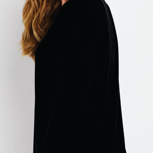 T-shirt en tricot uni à col en V et manches longues pour femme, noir, logo, coupe décontractée, 100% coton biologique, respirant, respectueux de l'environnement - Product Image 3