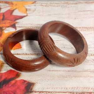 Ensemble de bracelets en bois de Sissoo faits à la main, bijoux artisanaux sculptés, bijoux rustiques bohèmes, bracelets en bois de Sheesham pour femmes, naturels et rustiques - Product Image 6