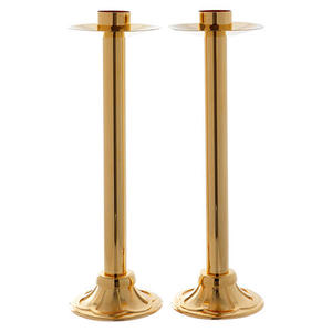 Support de bougie en métal au design antique, finition dorée, avec base sur pieds, pour la décoration de fêtes, usage en église, hôtel. - Product Image 2