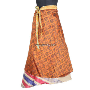 Nuevas faldas, sarongs y faldones largos reversibles de seda reciclada, estilo indio, tipo vestido, de seda mágica de jardín, para llevar cruzado, disponibles en línea. - Product Image 3