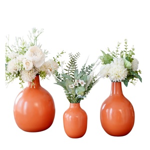 ชุดแจกันเหล็กหล่อสามใบ ดีไซน์ทันสมัย สวยหรู ขายดีอันดับต้นๆ เหมาะสำหรับตกแต่งบ้านและสำนักงาน  ปรับแต่งได้ตามต้องการ ใช้จัดดอกไม้ในงานแต่งงาน - Product Image 3