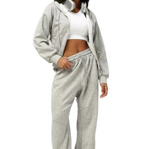 Conjunto Deportivo de Dos Piezas para Mujer, Invierno, Grueso, Transpirable, de Poliéster/Algodón, Shorts y Pantalones Deportivos - Product Image 1