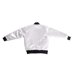 Veste de baseball en satin pour femme, logo personnalisé de haute qualité, style varsity, hiver, boutonnée, veste de sport pour équipe - Product Image 6