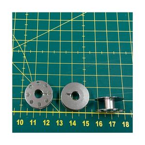 55623NS ชิ้นส่วนจักรเย็บผ้าอุตสาหกรรม BOBBIN สําหรับ SINGER - Product Image 2