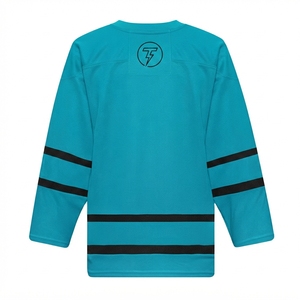 Maillot de football personnalisé à rayures bleues et blanches, antibactérien, sublimé, uniforme sportif imprimé par transfert thermique - Product Image 1