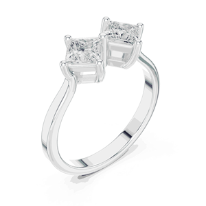 Bague de fiançailles unisexe en or massif 18 carats avec diamant de laboratoire Toi et Moi, couleur E, double taille princesse, sertie quatre griffes croisées - Product Image 6