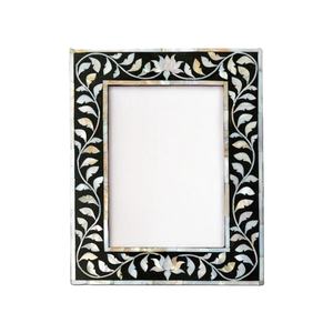 Cadre photo en résine incrustée d'os Conception exquise en nacre pour une élégance intemporelle - Product Image 1