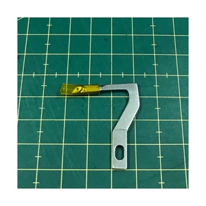 Pièces détachées pour machine à coudre domestique, 405-6101-02B, looper inférieur. - Product Image 1