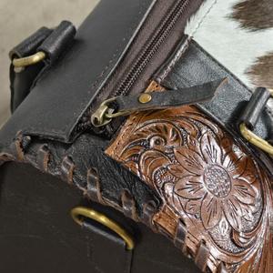 Sac Speedy en cuir avec panneau en cuir de vachette, motif floral gaufré, détail franges, poignée supérieure, fermeture éclair, style décontracté, durable - Product Image 5