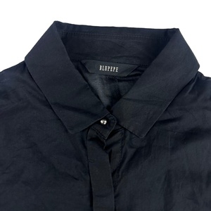 เสื้อเบลาส์ผ้าปอปลินผ้าฝ้ายสีทึบแฟชั่นสุดหรูสำหรับผู้หญิงแขนพองสีดำเสื้อจับจีบด้านหลังมีกระดุมขนาดพิเศษ - Product Image 3