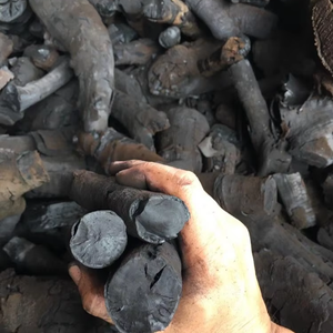 Carbón de madera de longan negro en trozos, origen Vietnam, para asar a la parrilla, alta temperatura, combustión limpia, bajo contenido de cenizas, larga duración, suministro a granel - Product Image 6