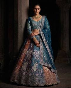 Lehenga Choli de Lujo en Azul Turquesa Multicolor, con Bordado de Terciopelo Zari, Traje de Novia Indio para Bodas, Ghagra para Verano e Invierno - Product Image 4