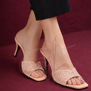 Venta al por Mayor de Sandalias de Tacón para Mujer, de Primera Calidad, Estilo Único, Duraderas, en Oferta - Product Image 2