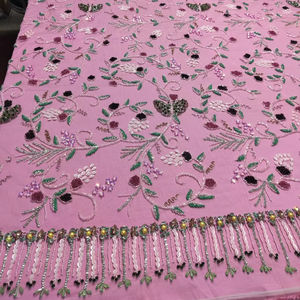 Tela de Alta Calidad con Cuentas Hechas a Mano para Prendas de Diseñador de Moda Femenina, con Cuentas de Alta Calidad y Técnica No Tejida - Product Image 1