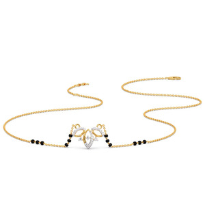 Collier traditionnel culturel avec perles noires et motif floral en diamant central - Product Image 2