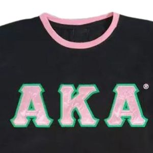 Camiseta de Manga Corta para Mujer, Color Negro, con Parche de Letras de Chenilla Rosa, Informal, de Algodón, para Verano, Cómoda para Uso Diario - Product Image 2