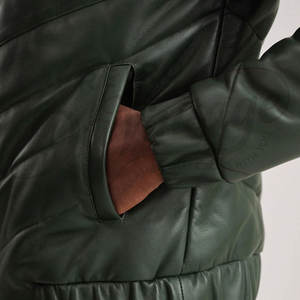 Blouson Homme Vert Foncé en Similicuir Matelassé Style Bomber Col Montant Coupe Slim Décontracté Motard - Product Image 6