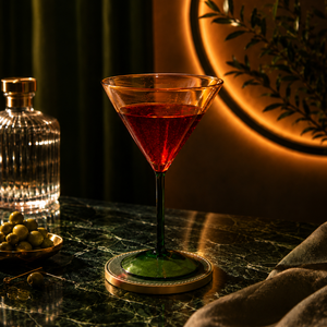 Verre à cocktail triangulaire écologique Amber 250 ml, gobelet à vin pour bar, fête, événement - Product Image 2