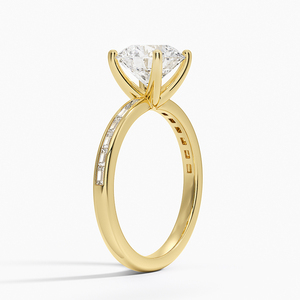 Bague solitaire à quatre griffes sertie de diamants baguette - Product Image 3