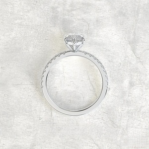 Bague de fiançailles de luxe en or blanc 14 carats avec diamant de laboratoire taille marquise 1,50 carat pour femme, bague de promesse de mariage avec pavé de diamants - Product Image 4