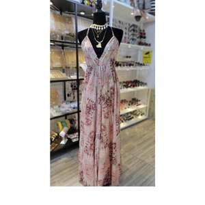 Vestido Maxi Kyra Color Fucsia con Ilustración Encantadora de Flores, Arte Antiguo, Tie-Dye, Diseño Elegante, 100% Algodón - Product Image 6