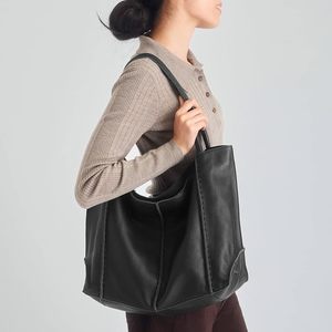 Sac fourre-tout spacieux pour femme, grand format, pour tous les jours, avec bandoulière, idéal pour les voyages et la plage, pour le travail, origine Rajasthan - Product Image 5