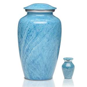 Urne décorative en métal gravé de fabrication indienne pour la maison, l'église et les enterrements, disponible à l'exportation, prix depuis l'Inde. - Product Image 4