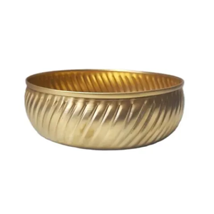 Bol Urli en laiton martelé pour bougies flottantes et fleurs, artisanat indien décoratif pour la maison, le mandir, le salon, la table - Product Image 1