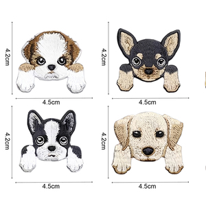 Patch brodé personnalisé « Chiot en train de regarder » pour vestes et sacs à dos - Product Image 4