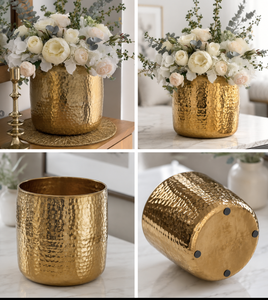 Vase à fleurs en métal martelé artisanal, finition dorée, centre de table décoratif, décoration moderne pour la maison, support pour plantes - Product Image 4