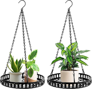 Panier suspendu décoratif en fer noir avec suspension à chaîne et rebord surélevé pour pots de fleurs, intérieur, extérieur, balcon, patio, jardin - Product Image 1