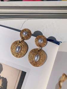 Boucles d'oreilles unisexes vintage bohèmes plaquées or massif 14 carats avec diamants certifiés IGI, bijoux tendance pour tous les jours - Product Image 4