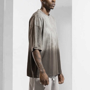 เสื้อยืดโอเวอร์ไซส์ผู้ชาย ผ้าคอตตอนเจอร์ซีย์ ยับยาก สีพื้น ลุคซักแล้ว สไตล์ลำลอง แขนสั้น ใส่สบายช่วงฤดูร้อน ผ้าถักย้อมสีพื้น - Product Image 1